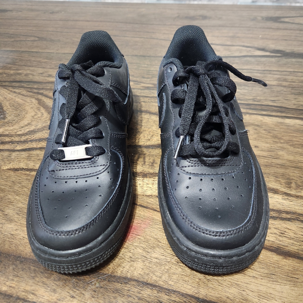 Nike Kids Black Sneakers